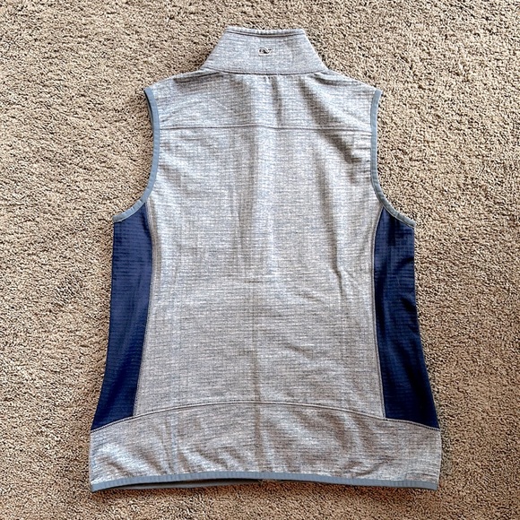 Vineyard Vines Performance Vest - Picture 2 of 4